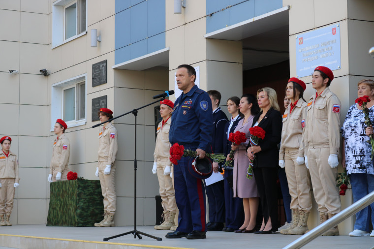 Церемония открытия мемориальной доски военнослужащему Щербану Ивану Валерьевичу.